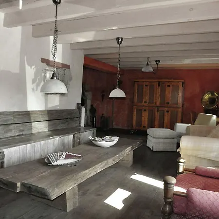 ヴィラ Domaine Les Barreaux Wellness Montaigu-le-Blin