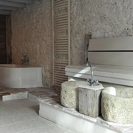 ヴィラ Domaine Les Barreaux Wellness *